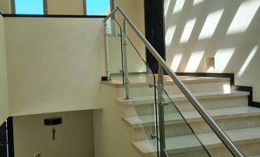 CASA EN VENTA ZONA ESMERALDA PRADO LARGO