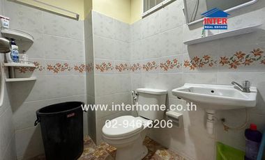2-storey townhouse, 19.5 sq m, Chaiklong Village, Soi Kingkong, Soi 24, Theparak Road, Khlong Dan-Bang Phli Road, Bang Bo, Samut Prakan