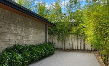 LUXURIOUS BRAND NEW MODERN TROPICAL HOME in AYALA ALABANG VILLAGE