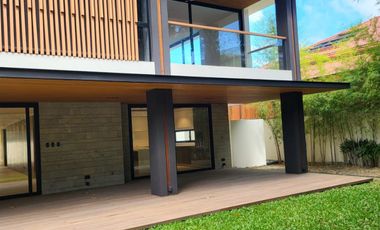 LUXURIOUS BRAND NEW MODERN TROPICAL HOME in AYALA ALABANG VILLAGE
