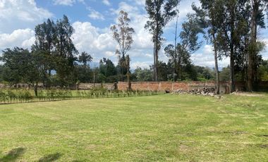 VENDO HERMOSO TERRENO EN URB PRIVADA PUEMBO (SECTOR COLEGIO AMERICANO, HIGHLANDS)