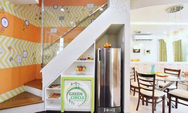 THEA TOWNHOUSE
