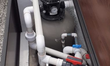 En Venta Casa de estreno con jacuzzi a 4 cuadras del Shopping Salinas Ecuador