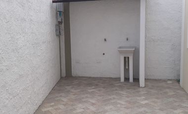 En Venta Casa de estreno con jacuzzi a 4 cuadras del Shopping Salinas Ecuador