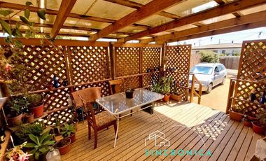 SE VENDE CASA CON GRAN OPORTUNIDAD DE RENTABILIZAR... OFERTA!!