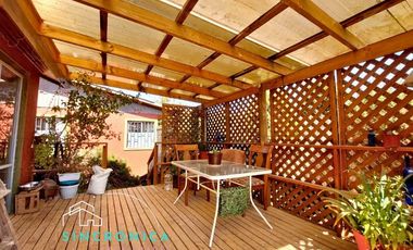 SE VENDE CASA CON GRAN OPORTUNIDAD DE RENTABILIZAR... OFERTA!!