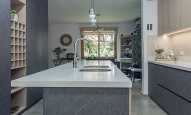 Casa en venta  Los Parra, Poblado, Medellin