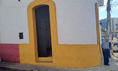 SE ARRIENDA LOCAL PIEDECUESTA CARRERA 7  # 8-00 CENTRO