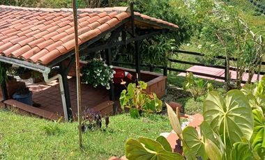 VENDO HERMOSA FINCA A PUERTA CERRADA EN MARINILLA ANTIOQUIA.