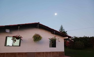 VENDO HERMOSA FINCA A PUERTA CERRADA EN MARINILLA ANTIOQUIA.