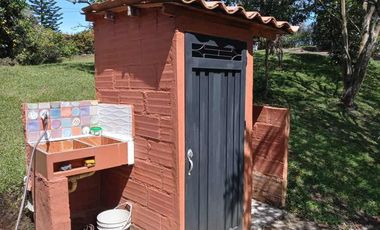 VENDO HERMOSA FINCA A PUERTA CERRADA EN MARINILLA ANTIOQUIA.