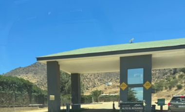 Parcela de 4954 m2 en Condominio Alto Rosario, Padre Hurtado.