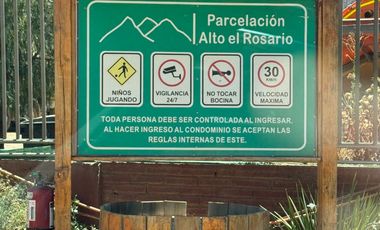 Parcela de 4954 m2 en Condominio Alto Rosario, Padre Hurtado.