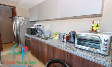 Departamento en venta con roof garden, jacuzzi y extraordinaria vista al mar.