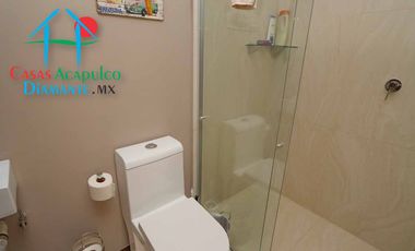 Departamento en venta con roof garden, jacuzzi y extraordinaria vista al mar.