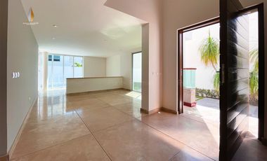 Casa en Renta con Alberca de Lujo en Puerta Plata, Zapopan