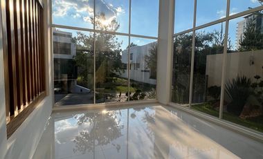RENTA Residencia de Lujo en Puerta las Lomas Zona Andares Puerta de Hierro