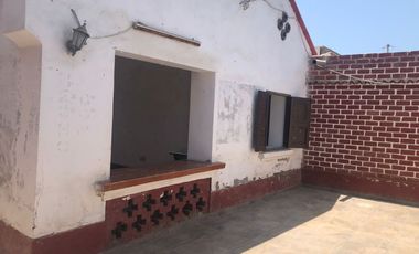 OCASION!! Casa como Terreno en Av. Víctor Larco Herrera-Buenos Aires-Trujillo