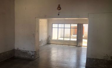 OCASION!! Casa como Terreno en Av. Víctor Larco Herrera-Buenos Aires-Trujillo