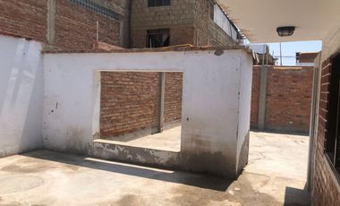 OCASION!! Casa como Terreno en Av. Víctor Larco Herrera-Buenos Aires-Trujillo