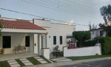 REMATO PROPIEDAD EN FRACCIONAMIENTO LOMAS DE COCOYOC MORELOS