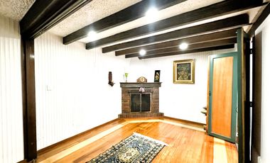 VENDO CASA ESQUINERA EN L CAROLINA -RECODO DEL COUNTRY 138.52