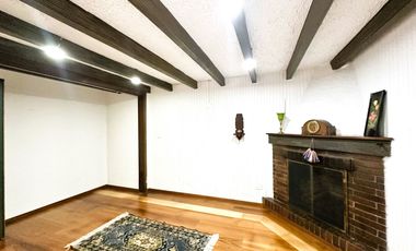 VENDO CASA ESQUINERA EN L CAROLINA -RECODO DEL COUNTRY 138.52