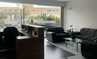 ¡VIVE CON ESTILO Y CONFORT EN ESTE EXCLUSIVO DÚPLEX CON VISTA A PARQUE!
