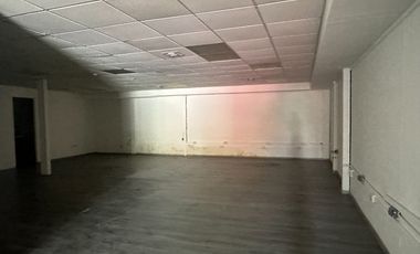 Local Comercial en Renta en Plaza Santa Barbara en Av. José Vasconcelos