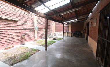 VENDO CASA DE 206 M² 3 PISOS - CHACLACAYO