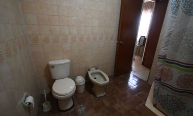 VENDO CASA DE 206 M² 3 PISOS - CHACLACAYO