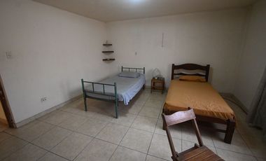 VENDO CASA DE 206 M² 3 PISOS - CHACLACAYO