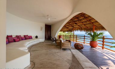 Villa de lujo frente al mar en venta en La Cruz