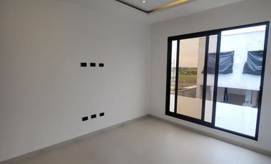 En venta lujosa y moderna casa en proyecto en Isla Celeste etapa Babor, Samborondon