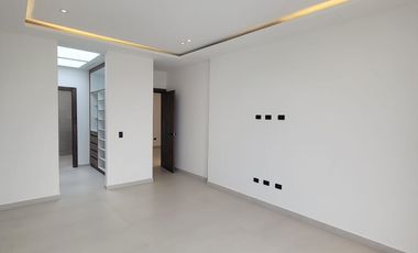 En venta lujosa y moderna casa en proyecto en Isla Celeste etapa Babor, Samborondon