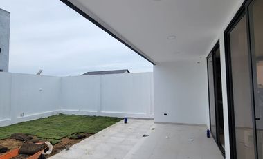 En venta lujosa y moderna casa en proyecto en Isla Celeste etapa Babor, Samborondon