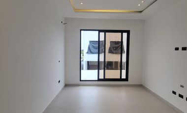En venta lujosa y moderna casa en proyecto en Isla Celeste etapa Babor, Samborondon