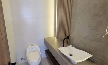 En venta lujosa y moderna casa en proyecto en Isla Celeste etapa Babor, Samborondon