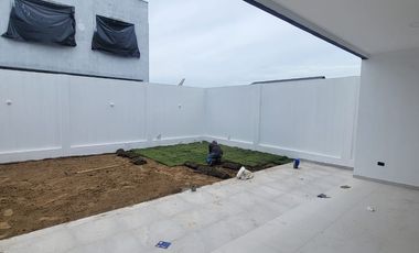 En venta lujosa y moderna casa en proyecto en Isla Celeste etapa Babor, Samborondon