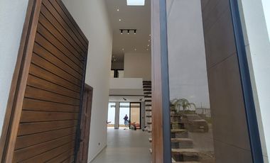 En venta lujosa y moderna casa en proyecto en Isla Celeste etapa Babor, Samborondon