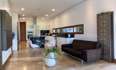 VENDO HERMOSA CASA EN URB PRIVADA CUMBAYA (Sector La Viña)