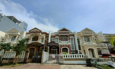 Dijual Rumah di Pantai Indah Kapuk Cluster Layar Permai 2 Lantai Hadap Timur