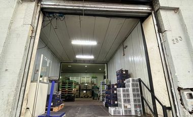 EN VENTA TRES BODEGAS EN LA VEGA CENTRAL DE SANTIAGO DE CHILE