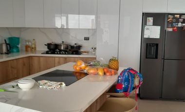 LA PLANICIE PRIMERA ETAPA 1500MT CASA 2 PLANTAS 4 DORMITORIOS