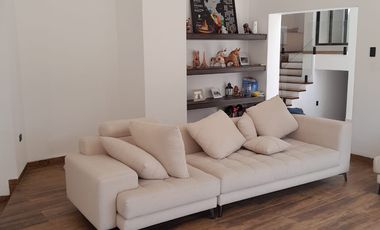 LA PLANICIE PRIMERA ETAPA 1500MT CASA 2 PLANTAS 4 DORMITORIOS