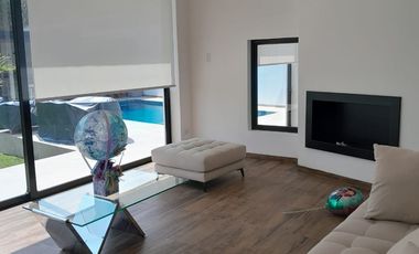 LA PLANICIE PRIMERA ETAPA 1500MT CASA 2 PLANTAS 4 DORMITORIOS