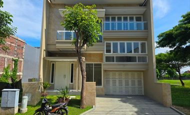 Rumah Virginia Regency Pakuwon City