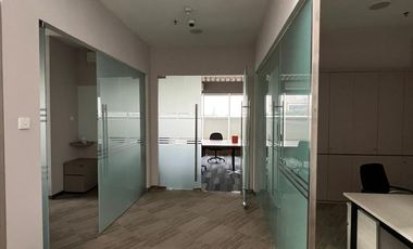Dijual Cepat Kantor Strategis di Apartment GP Plaza, Tanah Abang - Harga di Bawah NJOP! Hanya 18M