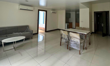 BIG 1 Bedroom Condo FOR SALE in Three Central Salcedo Village Makati