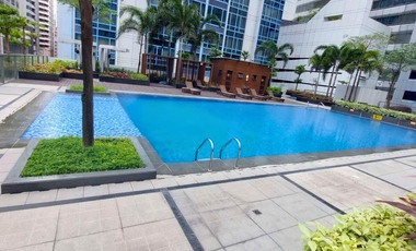 BIG 1 Bedroom Condo FOR SALE in Three Central Salcedo Village Makati
